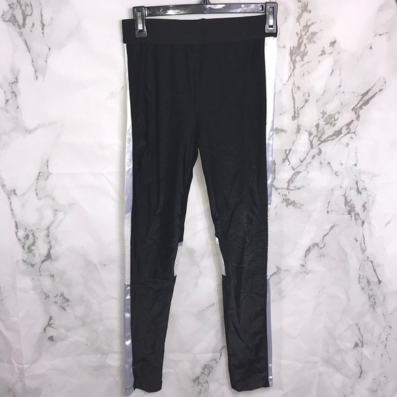 NWT Fashion nova there ain’t no stoppin me legging - Picture 2 of 5